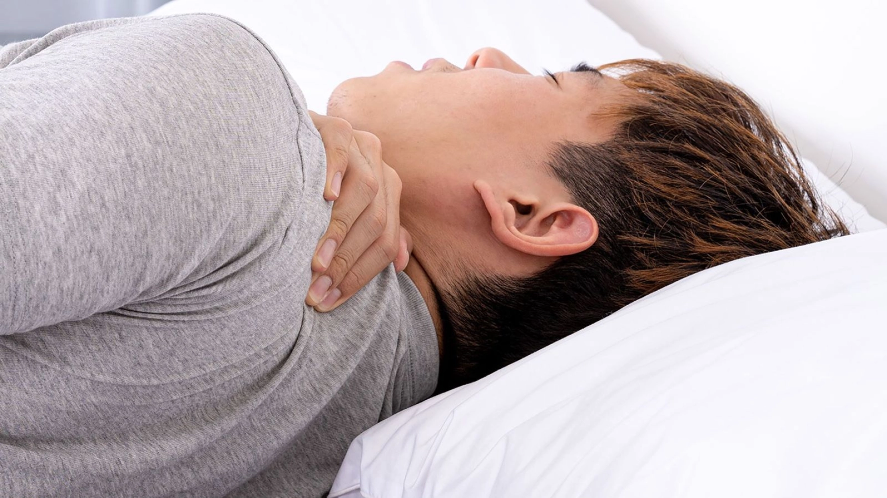 3 Adjustable Pillows for Side Sleepers to Try Now
