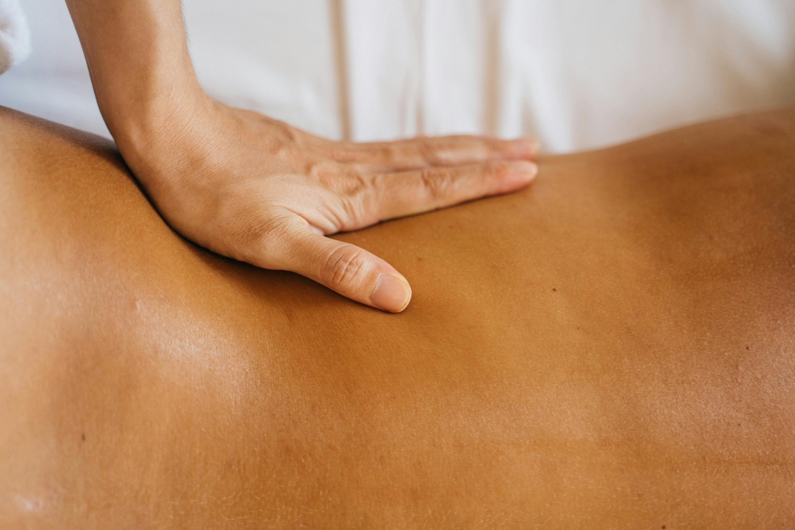 Top 1 Anti-Aging Clinic Bangkok | Personalized HGH Plans