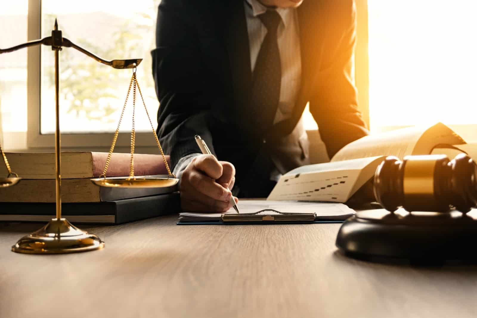 Chicago Personal Injury Lawyer: 5 Proven Ways to Win Cases