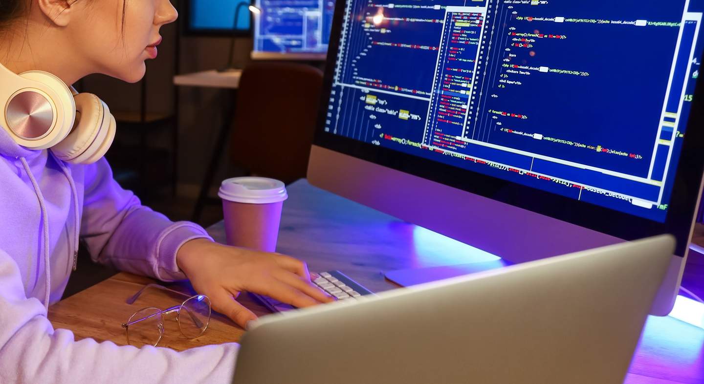 10 Operational Cyber Security Experts for Robust Protection