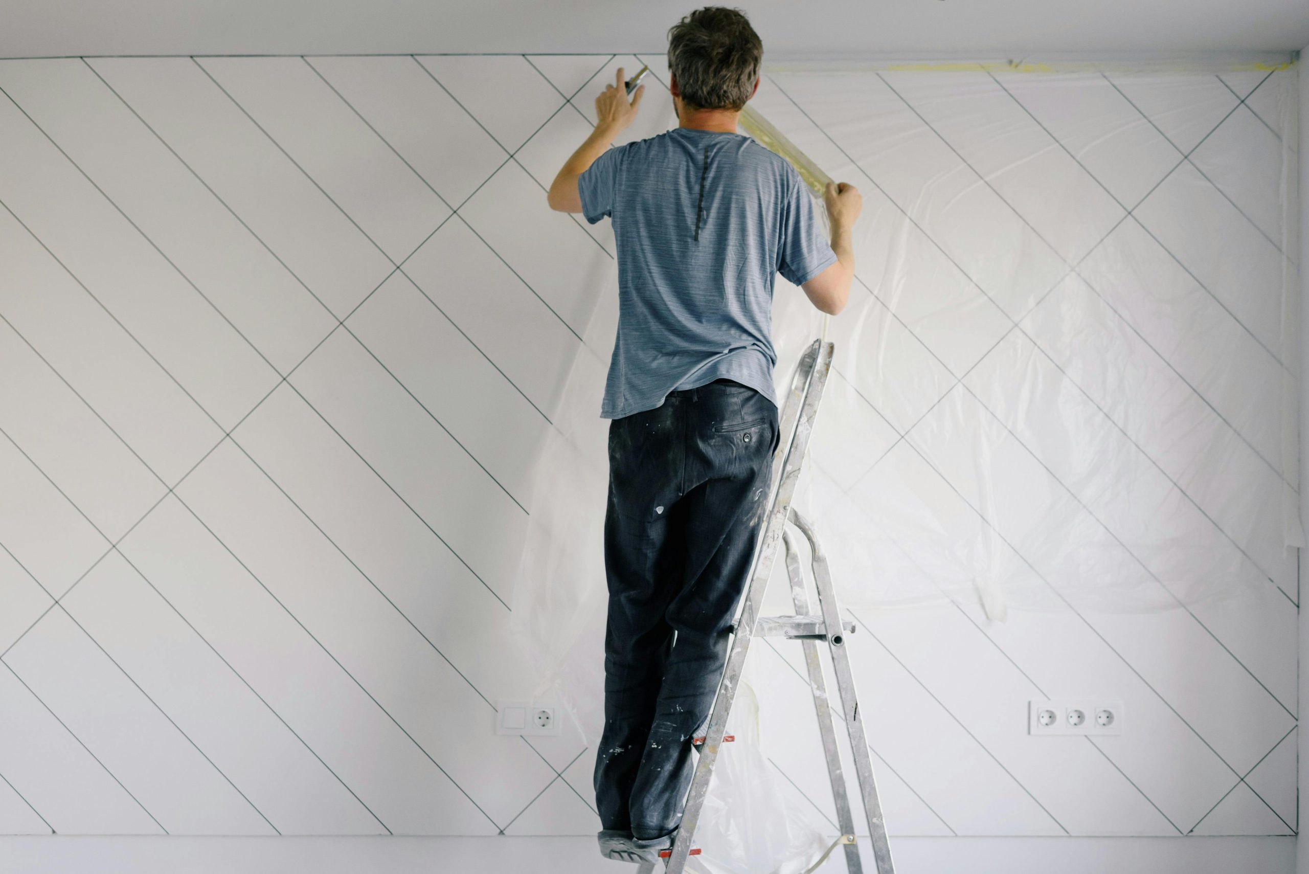 Painters Near Me – 5 Top Painters by Paris Painting