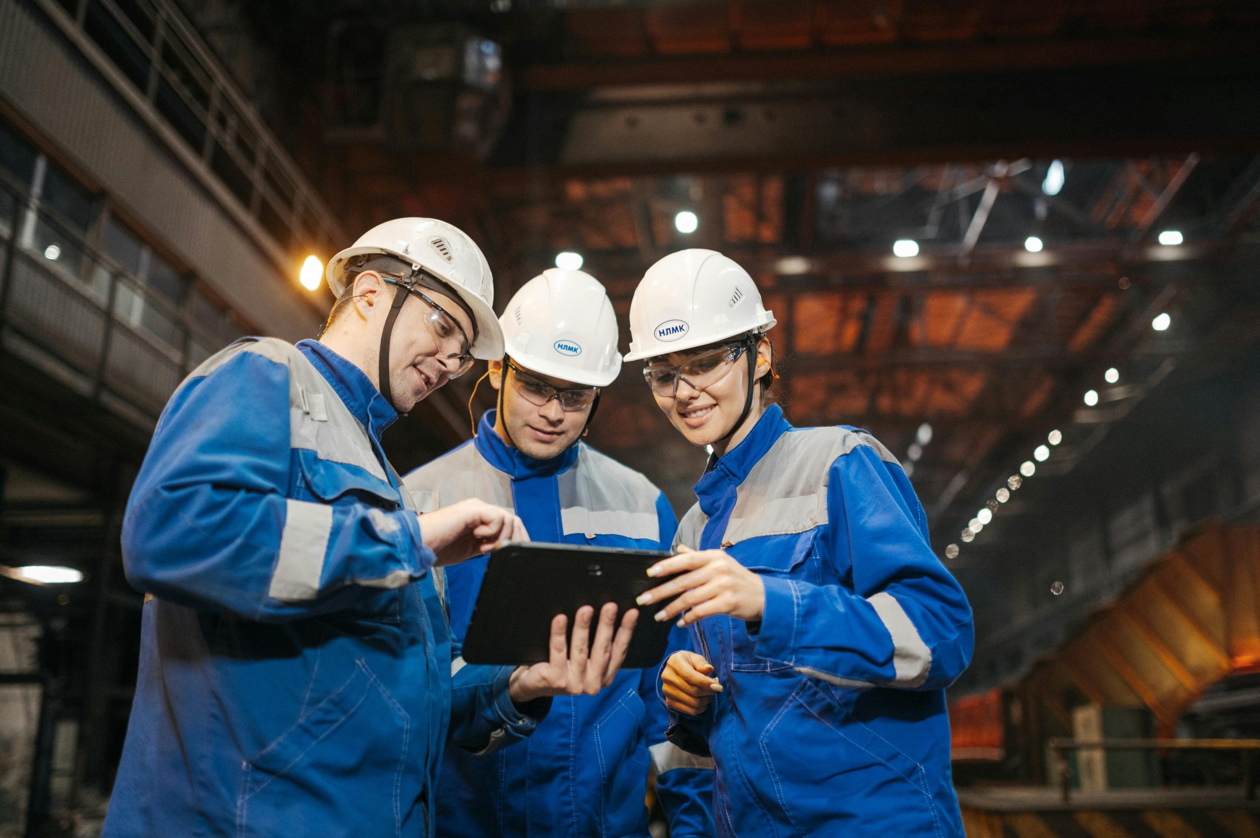 Workplace Safety Communication: 7 Tools You Need