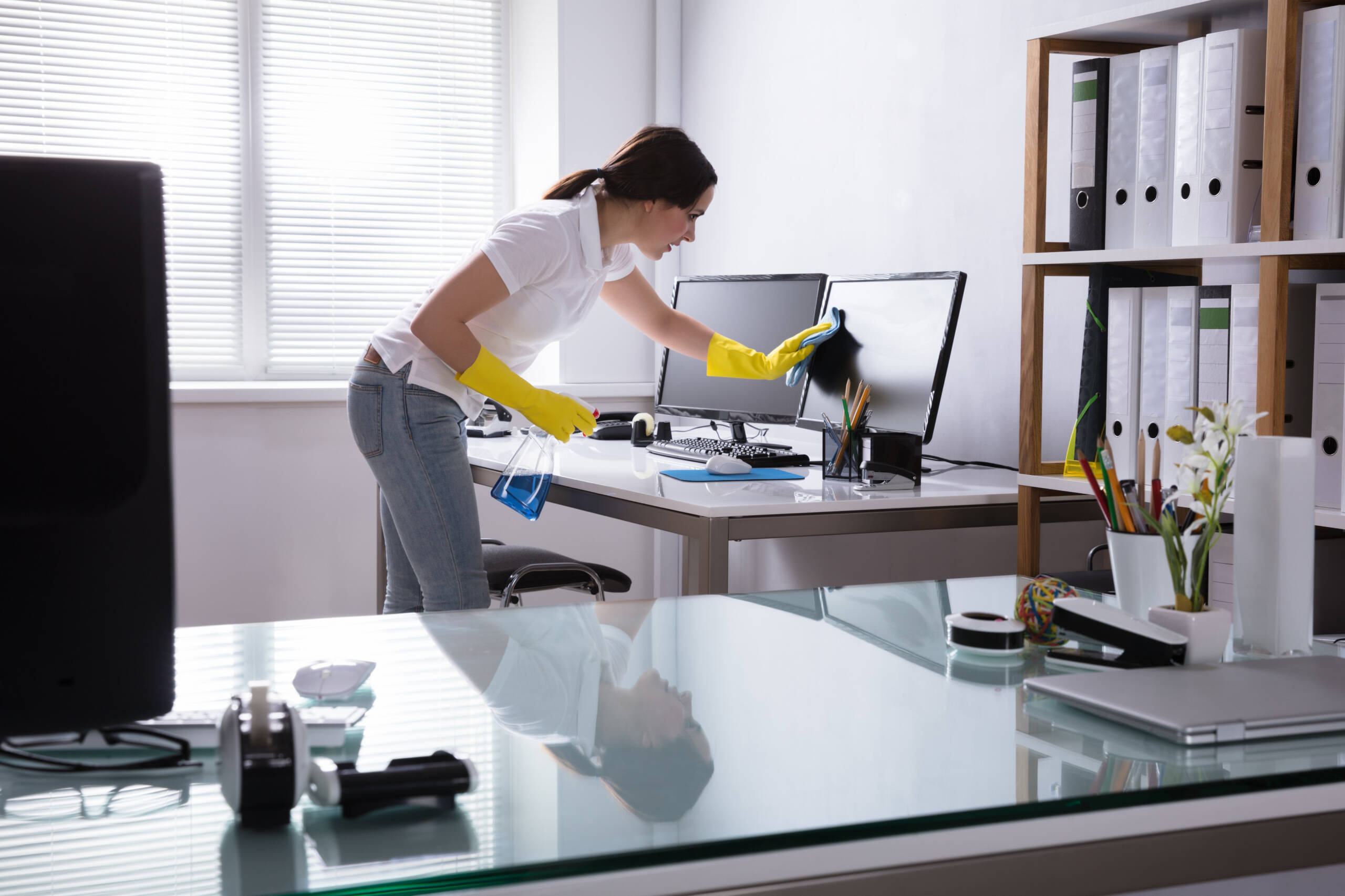 5 Reasons to Choose Our Office Cleaning Services Dubai