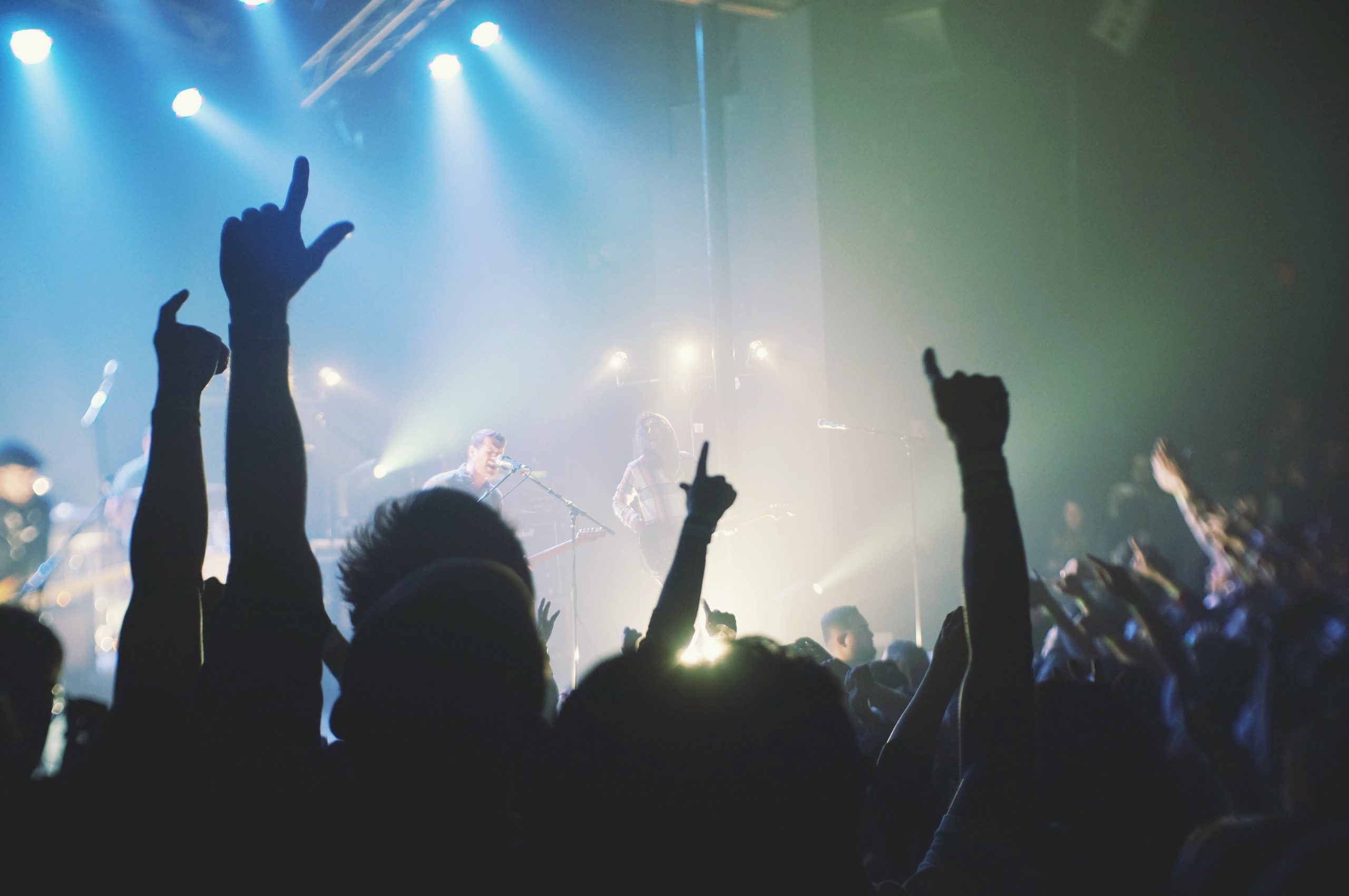 how to get featured in music blogs